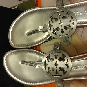 Size 10 Tory Burch Silver Flips